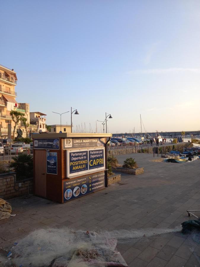 La Via Del Mare Bed and Breakfast Torre del Greco Eksteriør billede